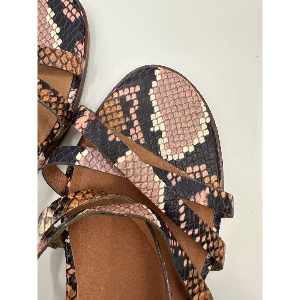 MADEWELL The Lori Sandal in Snake Embossed Leather AH727 // 9 - Picture 9 of 11